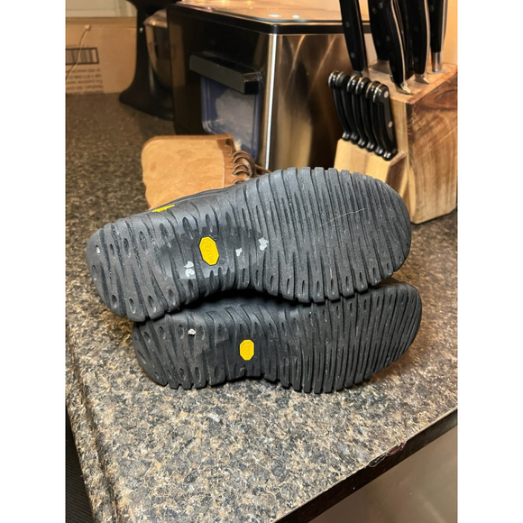 UGG Adirondack Tall Chestnut Leather Suede Boots - Picture 8 of 12